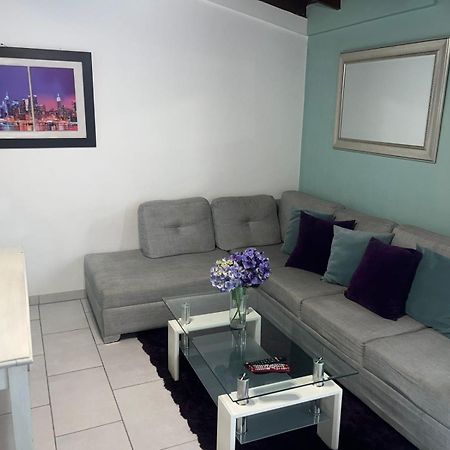 Apartamentos Amoblados Laureles Estadio Medellin Casa Margarita Extérieur photo
