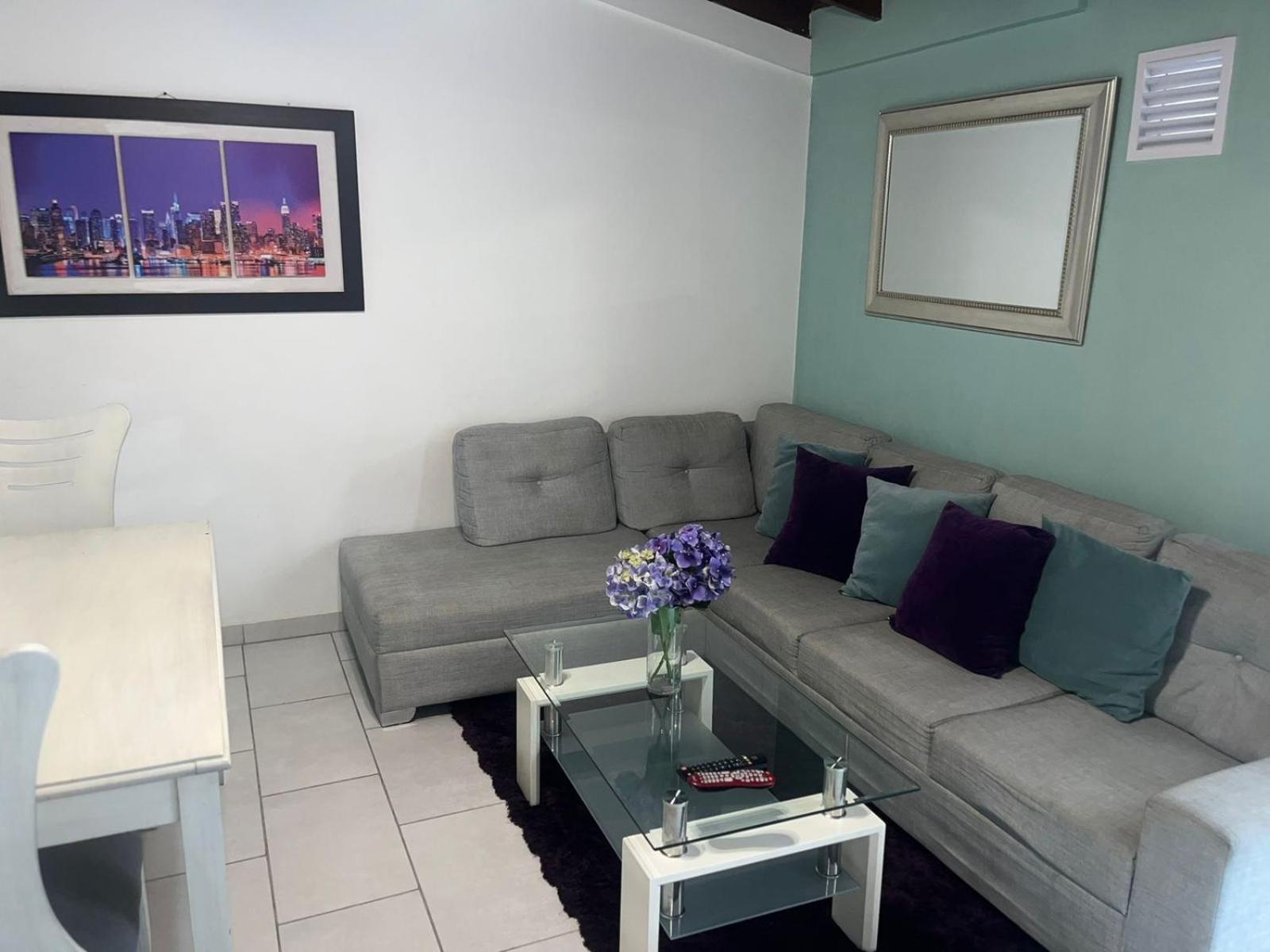 Apartamentos Amoblados Laureles Estadio Medellin Casa Margarita Extérieur photo